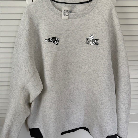 Nike Gray & Black Patriots Super Bowl Crewneck - Picture 4 of 6
